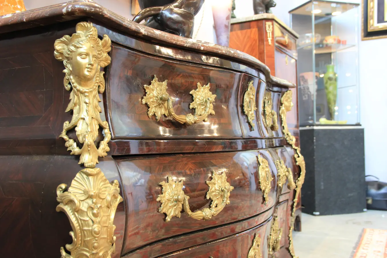 Salon des antiquaires 2025